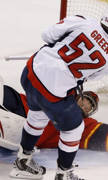 Tim Thomas feels fortunate to make highlight-reel save